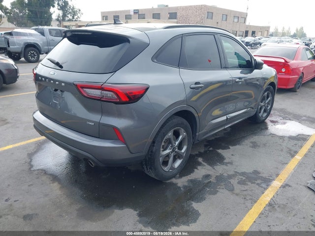 Продаж на аукціоні авто 2023 Ford Escape St-line, vin: 1FMCU0MZ7PUB38921, номер лоту: 45892019