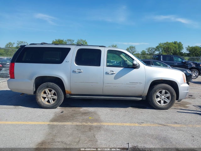 2013 Gmc Yukon Xl 1500 Slt მანქანა იყიდება აუქციონზე, vin: 1GKS2KE70DR133805, აუქციონის ნომერი: 45892044