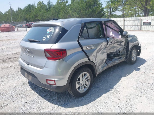 Hyundai Venue Se 2024 KMHRB8A34RU327527 Image 4