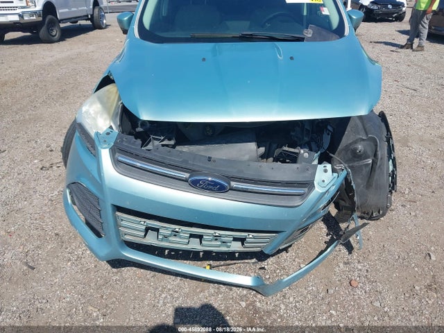 2013 Ford Escape Se მანქანა იყიდება აუქციონზე, vin: 1FMCU0GX6DUC31239, აუქციონის ნომერი: 45892088