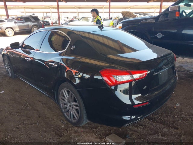 2018 Maserati Ghibli S მანქანა იყიდება აუქციონზე, vin: ZAM57YSA9J1271006, აუქციონის ნომერი: 45892092