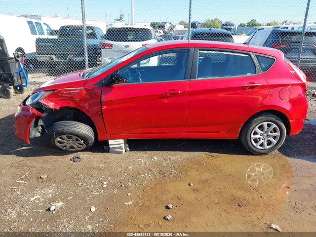 2012 Hyundai Accent Gs მანქანა იყიდება აუქციონზე, vin: KMHCT5AE7CU048535, აუქციონის ნომერი: 45892127