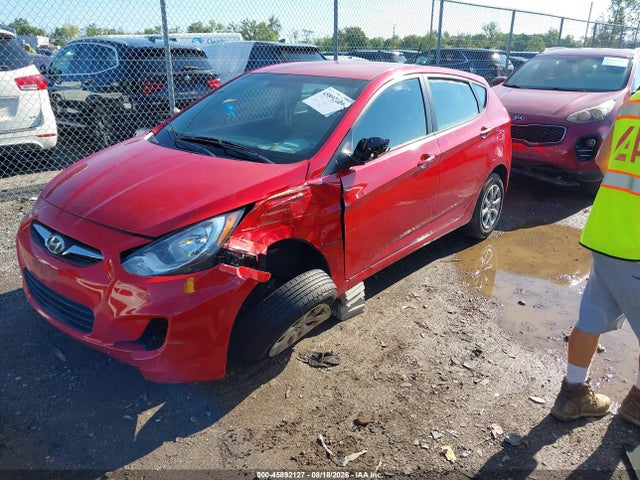 2012 Hyundai Accent Gs მანქანა იყიდება აუქციონზე, vin: KMHCT5AE7CU048535, აუქციონის ნომერი: 45892127