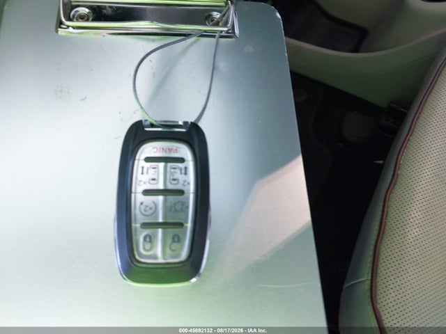 Продаж на аукціоні авто 2020 Chrysler Pacifica Limited, vin: 2C4RC1GG7LR151340, номер лоту: 45892132