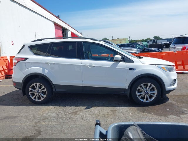 Ford ESCAPE SE 2018 1FMCU0GD5JUB85632 Image 13