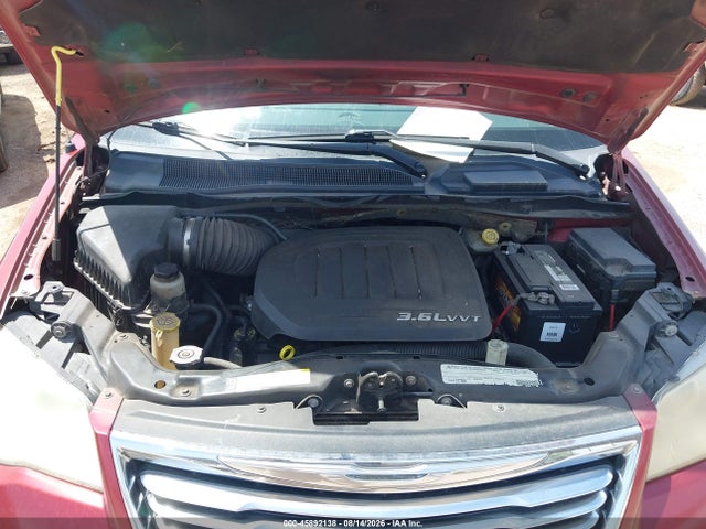 45892138 :رقم المزاد ، 2A4RR5DG3BR675779 vin ، 2011 Chrysler Town & Country Touring مزاد بيع