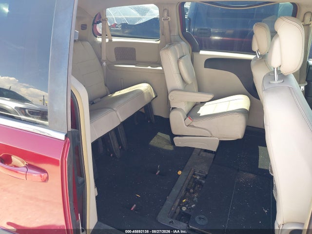 45892138 :رقم المزاد ، 2A4RR5DG3BR675779 vin ، 2011 Chrysler Town & Country Touring مزاد بيع