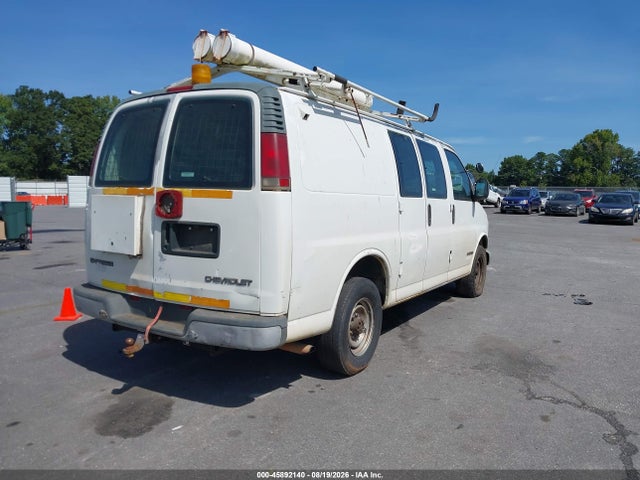 45892140 :رقم المزاد ، 1GCHG35R8Y1144585 vin ، 2000 Chevrolet Express مزاد بيع