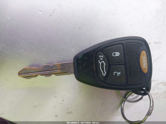 2011 Chrysler 200 Touring მანქანა იყიდება აუქციონზე, vin: 1C3BC1FB7BN539417, აუქციონის ნომერი: 45892212