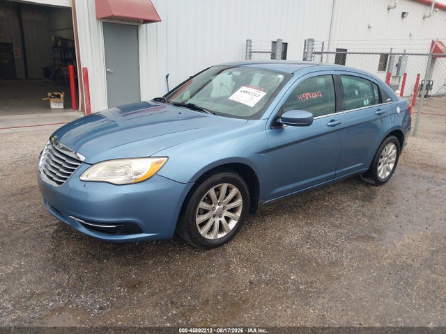 2011 Chrysler 200 Touring მანქანა იყიდება აუქციონზე, vin: 1C3BC1FB7BN539417, აუქციონის ნომერი: 45892212