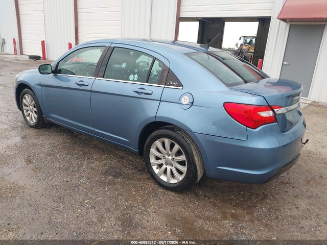2011 Chrysler 200 Touring მანქანა იყიდება აუქციონზე, vin: 1C3BC1FB7BN539417, აუქციონის ნომერი: 45892212