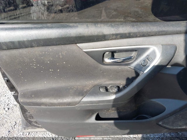 2015 Nissan Altima 2.5 Sv მანქანა იყიდება აუქციონზე, vin: 1N4AL3AP7FC163640, აუქციონის ნომერი: 45892290