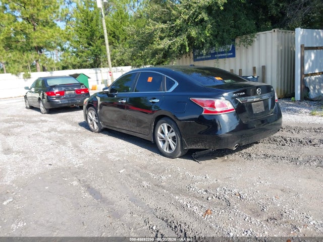 2015 Nissan Altima 2.5 Sv მანქანა იყიდება აუქციონზე, vin: 1N4AL3AP7FC163640, აუქციონის ნომერი: 45892290
