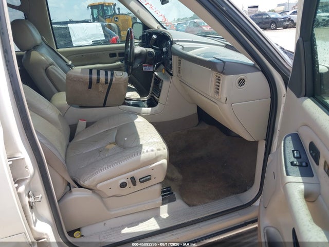 45892295 :رقم المزاد ، 1GYEC63T75R115083 vin ، 2005 Cadillac Escalade Standard مزاد بيع