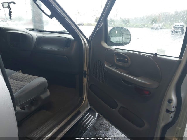 Продажа на аукционе авто 2003 Ford F-150 Lariat/xlt, vin: 1FTRW07673KD27441, номер лота: 45892299