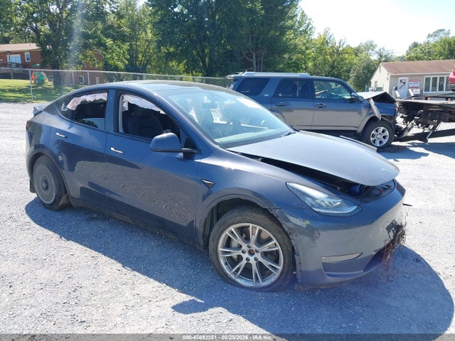 2023 Tesla Model Y Awd/long Range Dual Motor All-wheel Drive მანქანა იყიდება აუქციონზე, vin: 7SAYGDEE0PA054467, აუქციონის ნომერი: 45892351