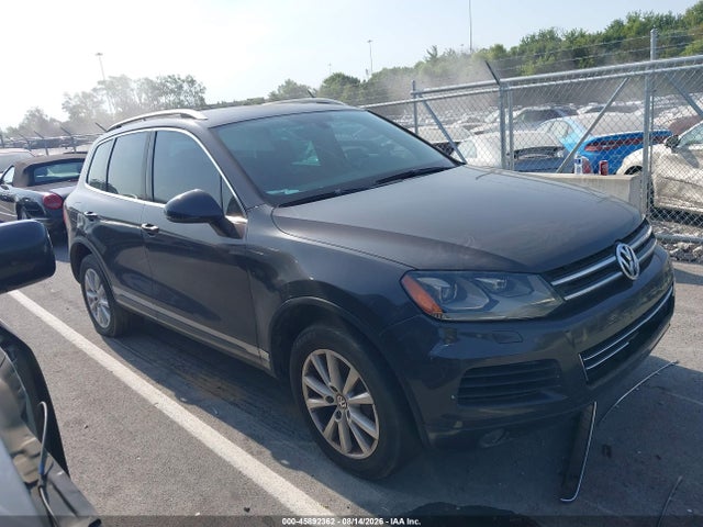 2013 Volkswagen Touareg Vr6 Sport მანქანა იყიდება აუქციონზე, vin: WVGEF9BPXDD006286, აუქციონის ნომერი: 45892362