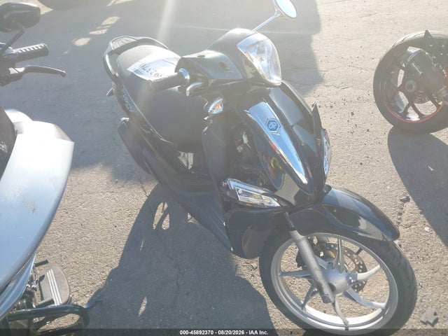 Piaggio Liberty 150/150 S 2023 ZAPM898G2P7003885 zdjęcie główne