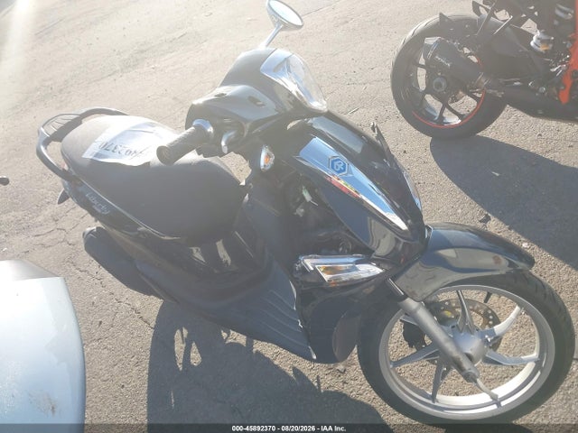 Piaggio Liberty 150/150 S 2023 ZAPM898G2P7003885 Image 8