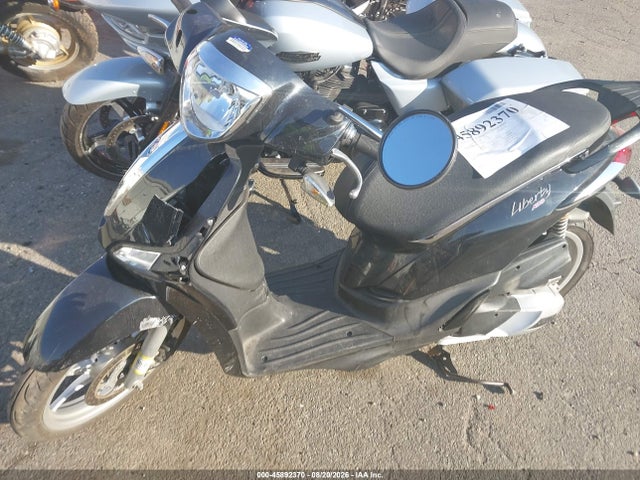 Piaggio Liberty 150/150 S 2023 ZAPM898G2P7003885 Image 9