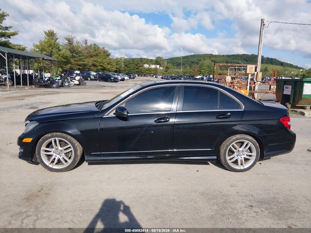 Auction sale of the 2012 Mercedes-benz C 300 Luxury 4matic/sport 4matic, vin: WDDGF8BB5CR203109, lot number: 45892414