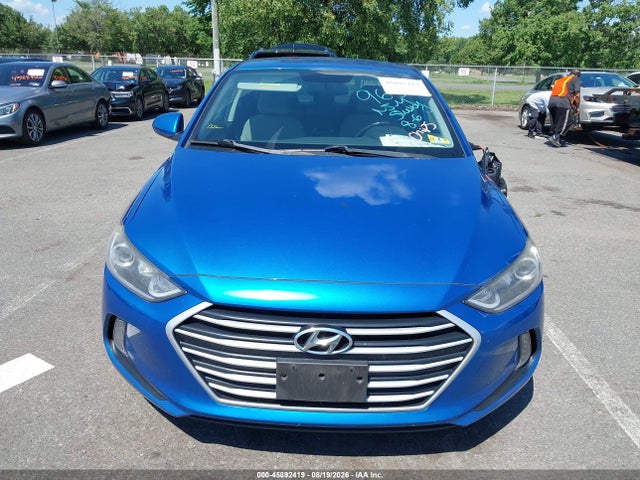 Продажа на аукционе авто 2017 Hyundai Elantra Se, vin: 5NPD84LF4HH014354, номер лота: 45892419