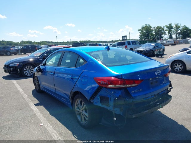 Продажа на аукционе авто 2017 Hyundai Elantra Se, vin: 5NPD84LF4HH014354, номер лота: 45892419