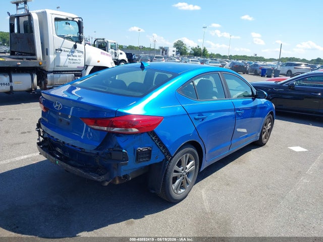 Продажа на аукционе авто 2017 Hyundai Elantra Se, vin: 5NPD84LF4HH014354, номер лота: 45892419