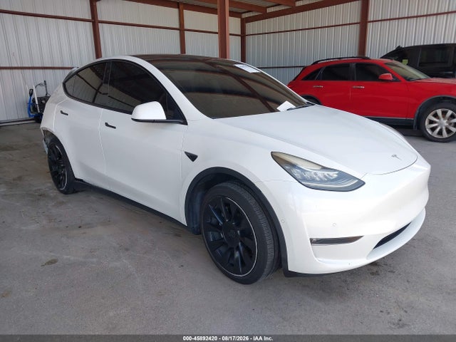 Продажа на аукционе авто 2021 Tesla Model Y Long Range Dual Motor All-wheel Drive, vin: 5YJYGDEE8MF256565, номер лота: 45892420