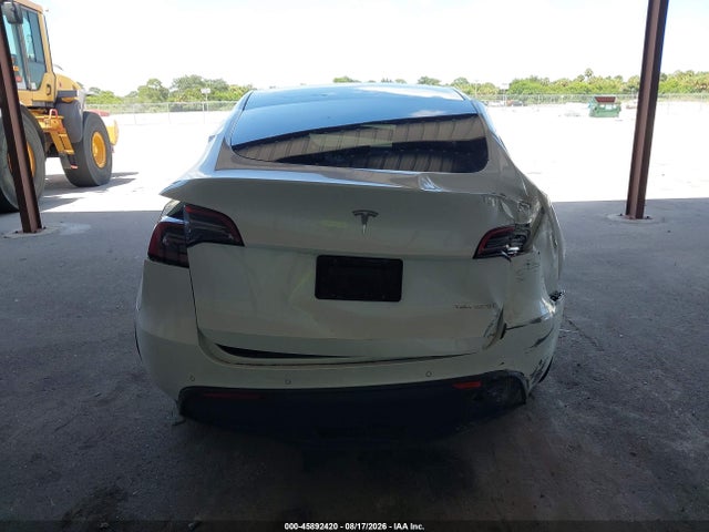 Продажа на аукционе авто 2021 Tesla Model Y Long Range Dual Motor All-wheel Drive, vin: 5YJYGDEE8MF256565, номер лота: 45892420