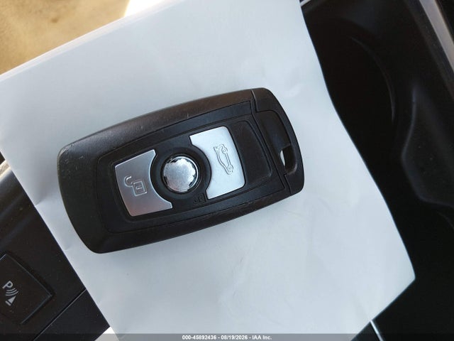 Продаж на аукціоні авто 2014 Bmw 320i Xdrive, vin: WBA3C3C5XEPV90183, номер лоту: 45892436