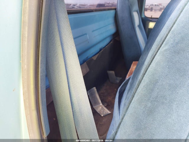 45892461 :رقم المزاد ، 1GCDC14H3FJ160939 vin ، 1985 Chevrolet C10 مزاد بيع