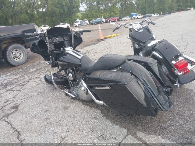 2015 Harley-davidson Flhxs Street Glide Special მანქანა იყიდება აუქციონზე, vin: 1HD1KRM11FB645466, აუქციონის ნომერი: 45892467