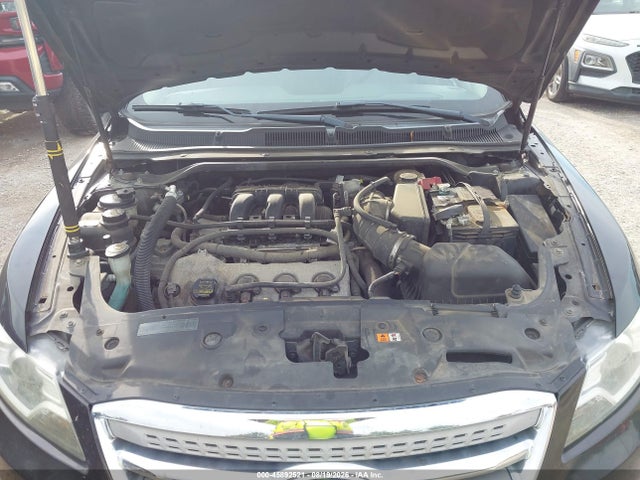 45892521 :رقم المزاد ، 1FAHP2FW1AG153233 vin ، 2010 Ford Taurus Limited مزاد بيع