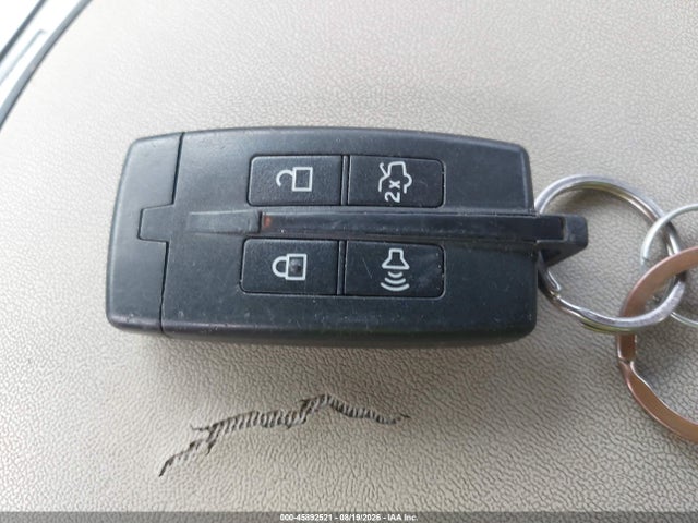 45892521 :رقم المزاد ، 1FAHP2FW1AG153233 vin ، 2010 Ford Taurus Limited مزاد بيع