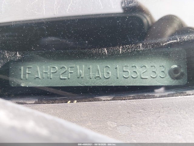 45892521 :رقم المزاد ، 1FAHP2FW1AG153233 vin ، 2010 Ford Taurus Limited مزاد بيع