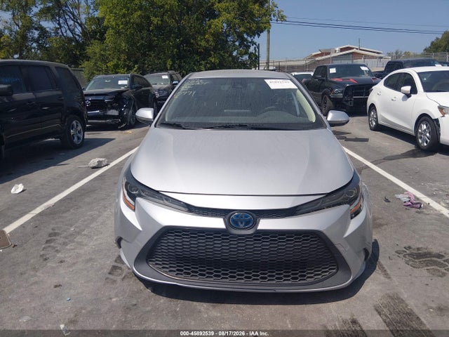 2022 Toyota Corolla Hybrid Le მანქანა იყიდება აუქციონზე, vin: JTDEAMDE5NJ040771, აუქციონის ნომერი: 45892539