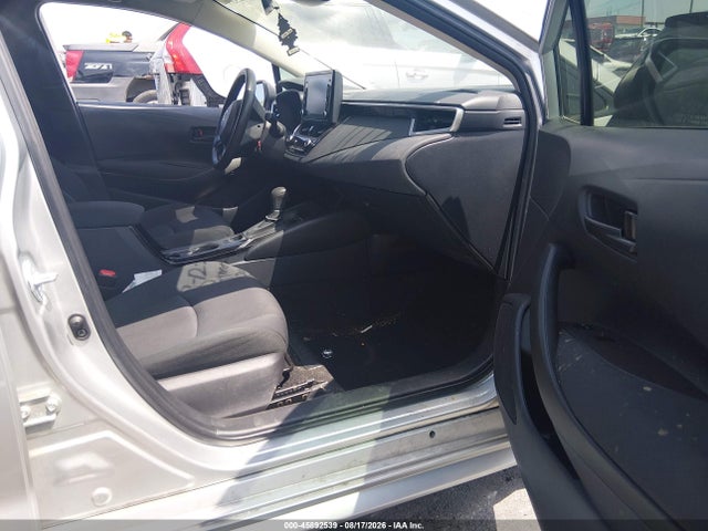 2022 Toyota Corolla Hybrid Le მანქანა იყიდება აუქციონზე, vin: JTDEAMDE5NJ040771, აუქციონის ნომერი: 45892539