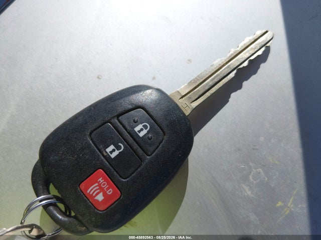 2013 Toyota Rav4 Xle მანქანა იყიდება აუქციონზე, vin: 2T3RFREVXDW122039, აუქციონის ნომერი: 45892563