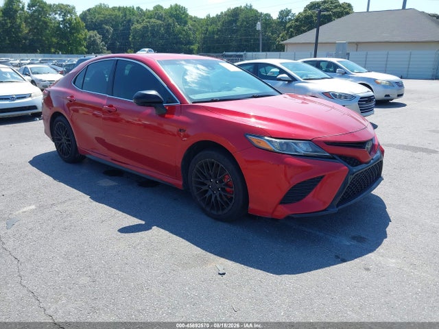 45892570 :رقم المزاد ، 4T1B11HKXKU207228 vin ، 2019 Toyota Camry Se مزاد بيع