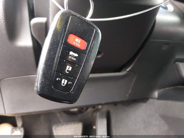 45892570 :رقم المزاد ، 4T1B11HKXKU207228 vin ، 2019 Toyota Camry Se مزاد بيع