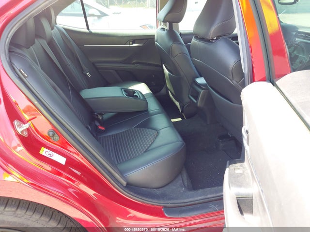 45892570 :رقم المزاد ، 4T1B11HKXKU207228 vin ، 2019 Toyota Camry Se مزاد بيع