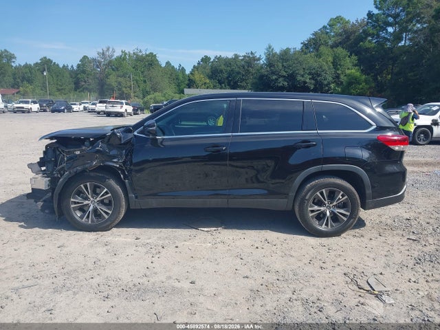 Продажа на аукционе авто 2019 Toyota Highlander Le, vin: 5TDZARFH3KS042572, номер лота: 45892574