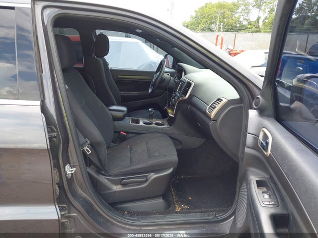 2015 Jeep Grand Cherokee Laredo მანქანა იყიდება აუქციონზე, vin: 1C4RJFAG8FC168219, აუქციონის ნომერი: 45892596