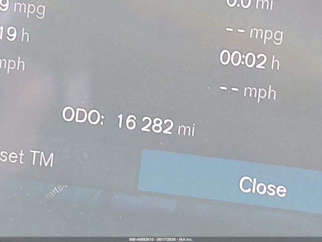 Volvo Xc40 B5 Plus Dark Theme 2025 YV4L12UC0S2593227 Image 15