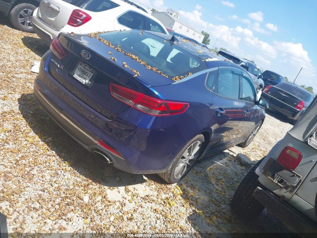 2018 Kia Optima S მანქანა იყიდება აუქციონზე, vin: 5XXGT4L39JG257015, აუქციონის ნომერი: 45892624