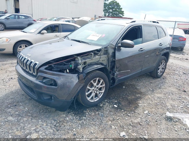 45892641 :رقم المزاد ، 1C4PJLCB2HW668157 vin ، 2017 Jeep Cherokee Latitude مزاد بيع