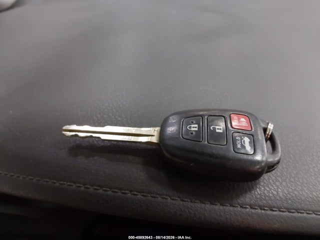 Aukcja sprzedaży 2016 Toyota Corolla Le, vin: 2T1BURHE6GC672744, numer aukcji: 45892643