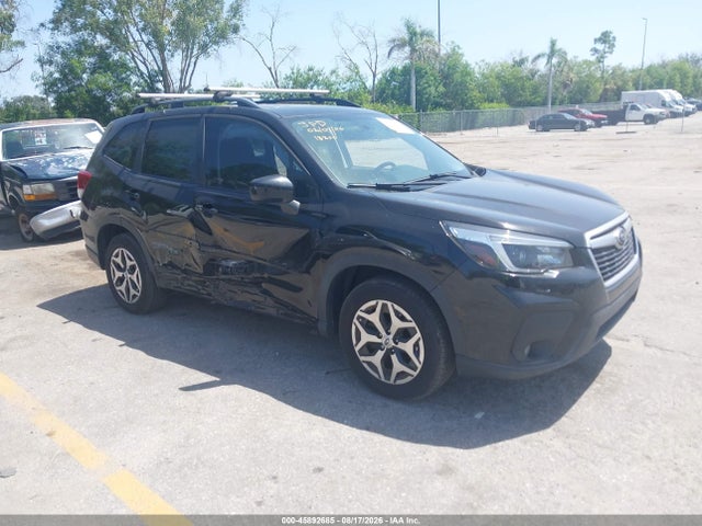 2021 Subaru Forester Premium მანქანა იყიდება აუქციონზე, vin: JF2SKAJC4MH408172, აუქციონის ნომერი: 45892685