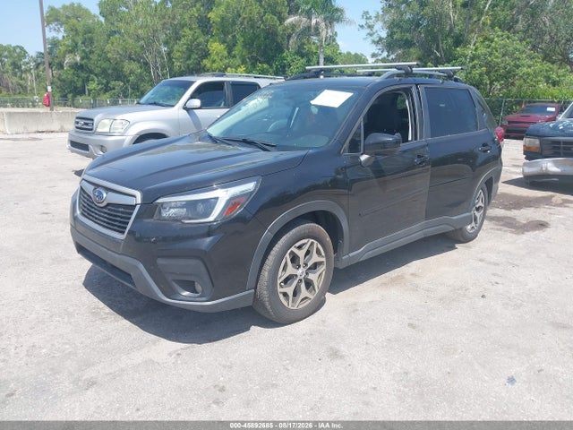 45892685 :رقم المزاد ، JF2SKAJC4MH408172 vin ، 2021 Subaru Forester Premium مزاد بيع